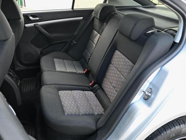 Skoda Octavia II (A5) Рестайлинг с пробегом 2012 года, цена 1 059 000 рублей, 90105 км, лифтбек, Автокод Объявления