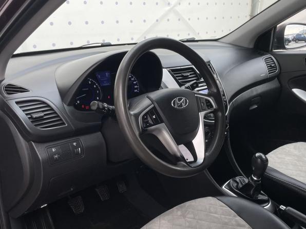 Hyundai Solaris I с пробегом 2013 года, цена 935 000 рублей, 154865 км, седан, Автокод Объявления
