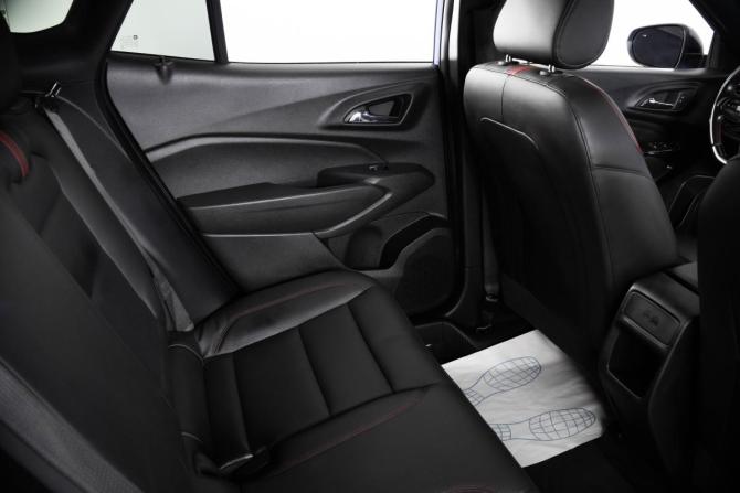 Chevrolet Trax II с пробегом 2023 года, цена 2 149 000 рублей, 80331 км, внедорожник, Автокод Объявления