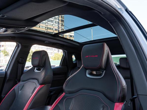 JETOUR DASHING I с пробегом 2024 года, цена 2 330 000 рублей, 8056 км, внедорожник, Автокод Объявления