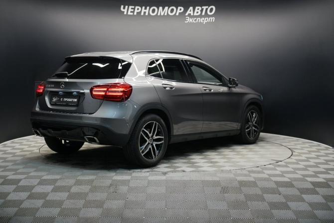 Mercedes-Benz GLA I (X156) Рестайлинг с пробегом 2019 года, цена 2 483 000 рублей, 75000 км, внедорожник, Автокод Объявления