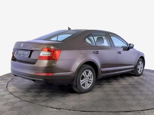 Skoda Octavia III (A7) с пробегом 2017 года, цена 1 300 000 рублей, 218916 км, лифтбек, Автокод Объявления