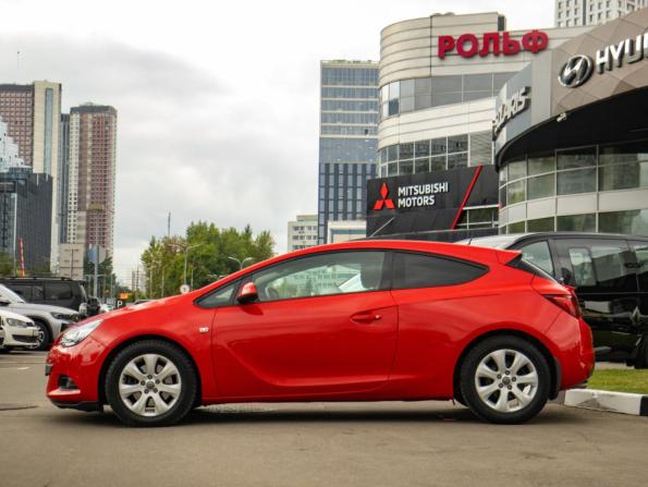 Opel Astra J Рестайлинг с пробегом 2014 года, цена 828 000 рублей, 175675 км, хэтчбек, Автокод Объявления
