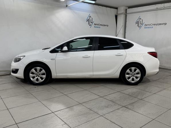 Opel Astra J Рестайлинг с пробегом 2014 года, цена 999 800 рублей, 90000 км, седан, Автокод Объявления