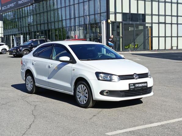 Volkswagen Polo V с пробегом 2015 года, цена 480 000 рублей, 241370 км, седан, Автокод Объявления