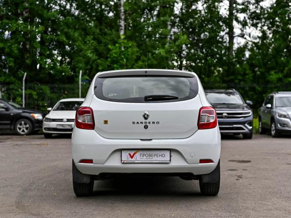 Renault Sandero II Рестайлинг с пробегом 2020 года, цена 995 000 рублей, 122479 км, хэтчбек, Автокод Объявления