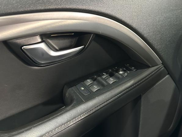 Volvo S80 II Рестайлинг с пробегом 2011 года, цена 947 000 рублей, 413505 км, седан, Автокод Объявления