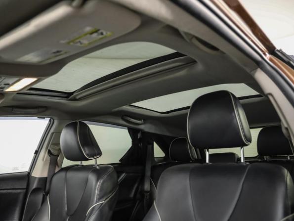 Toyota Venza I Рестайлинг с пробегом 2014 года, цена 1 699 000 рублей, 331259 км, внедорожник, Автокод Объявления