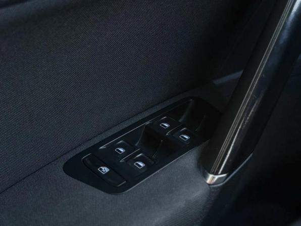Volkswagen Golf VII с пробегом 2013 года, цена 1 050 000 рублей, 249657 км, хэтчбек, Автокод Объявления