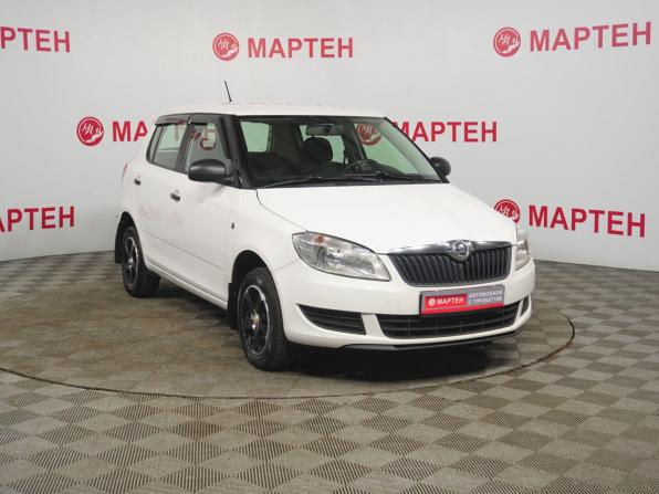 Skoda Fabia II Рестайлинг с пробегом 2013 года, цена 644 000 рублей, 72007 км, хэтчбек, Автокод Объявления