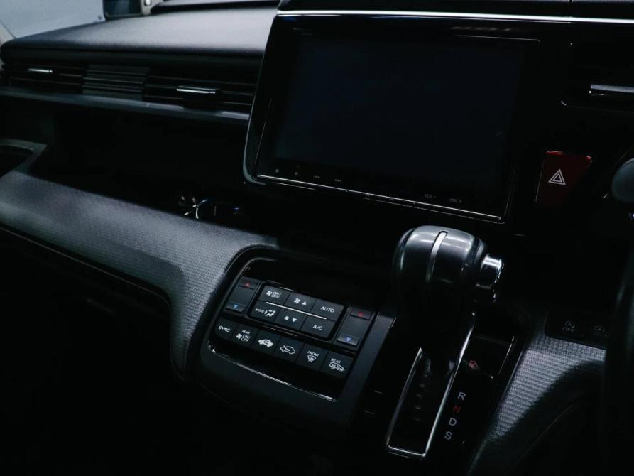 Honda Stepwgn V Красноярск  - изображение 21