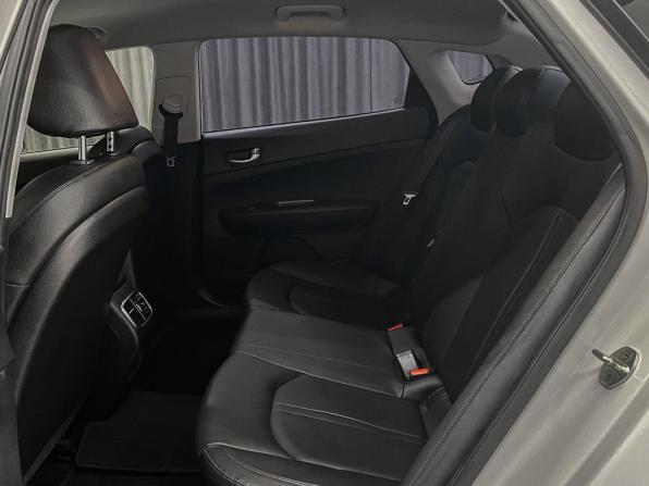 Kia K5 II с пробегом 2019 года, цена 1 950 000 рублей, 76700 км, седан, Автокод Объявления