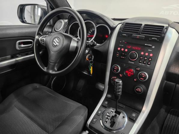 Suzuki Grand Vitara II Рестайлинг с пробегом 2011 года, цена 1 100 000 рублей, 188000 км, внедорожник, Автокод Объявления