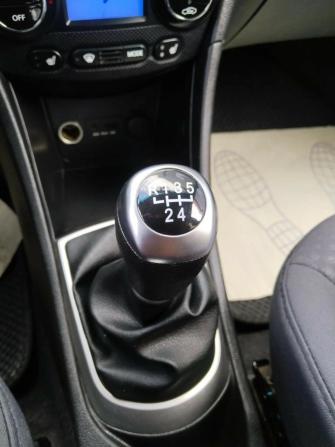 Hyundai Solaris I с пробегом 2013 года, цена 630 000 рублей, 269238 км, хэтчбек, Автокод Объявления