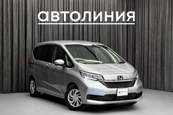 Honda Freed II Рестайлинг с пробегом 2019 года, цена 1 450 000 рублей, 131000 км, компактвэн, Автокод Объявления