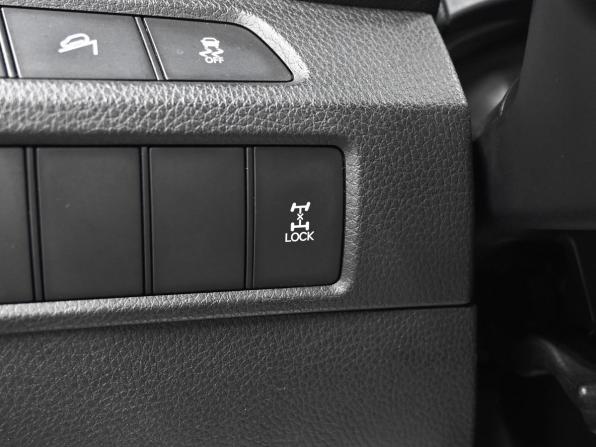 Hyundai Santa Fe III с пробегом 2013 года, цена 1 595 000 рублей, 170484 км, внедорожник, Автокод Объявления