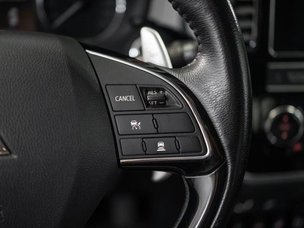 Mitsubishi Outlander III Рестайлинг 3 с пробегом 2019 года, цена 2 520 000 рублей, 187709 км, внедорожник, Автокод Объявления