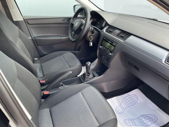 Skoda Rapid I с пробегом 2014 года, цена 920 000 рублей, 185517 км, лифтбек, Автокод Объявления