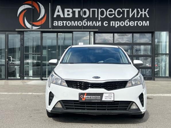 Kia Rio IV Рестайлинг с пробегом 2021 года, цена 1 549 000 рублей, 122207 км, седан, Автокод Объявления