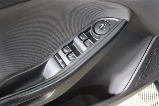 Ford Focus III с пробегом 2013 года, цена 699 990 рублей, 185691 км, хэтчбек, Автокод Объявления