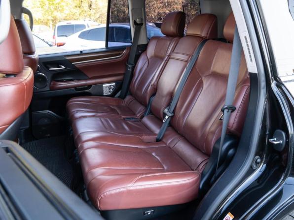 Lexus LX III Рестайлинг 2 с пробегом 2016 года, цена 6 500 000 рублей, 246251 км, внедорожник, Автокод Объявления