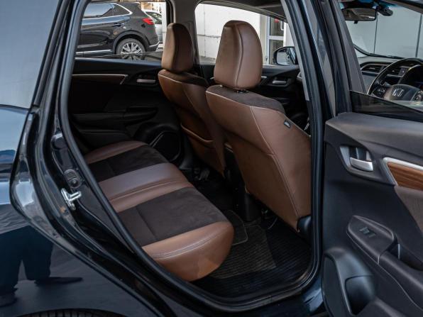 Honda Shuttle II с пробегом 2016 года, цена 1 175 000 рублей, 200423 км, универсал, Автокод Объявления