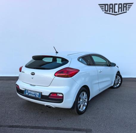 Kia Ceed II с пробегом 2015 года, цена 1 050 000 рублей, 170000 км, хэтчбек, Автокод Объявления