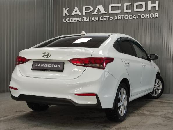 Hyundai Solaris II с пробегом 2017 года, цена 1 036 000 рублей, 139241 км, седан, Автокод Объявления