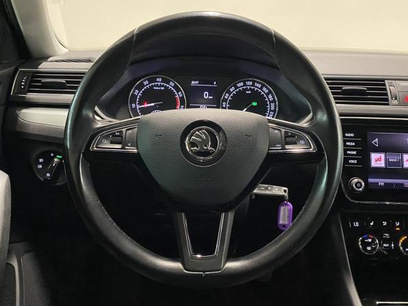 Skoda Superb III с пробегом 2019 года, цена 1 770 000 рублей, 112761 км, лифтбек, Автокод Объявления