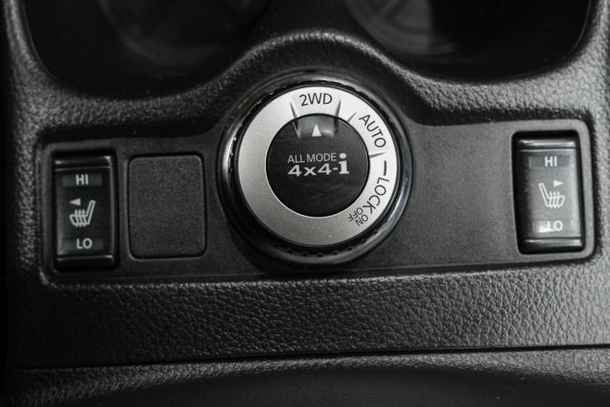 Nissan Qashqai II с пробегом 2014 года, цена 1 569 000 рублей, 93000 км, внедорожник, Автокод Объявления