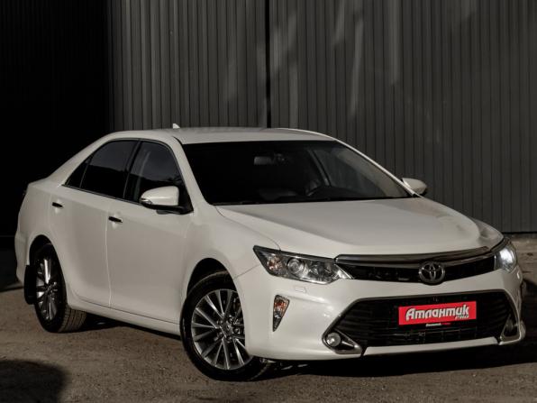 Toyota Camry VII (XV50) Рестайлинг 2 с пробегом 2017 года, цена 2 190 000 рублей, 97968 км, седан, Автокод Объявления