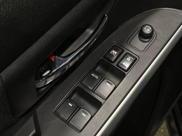 Suzuki SX4 II (S-Cross) с пробегом 2014 года, цена 1 030 000 рублей, 147365 км, хэтчбек, Автокод Объявления