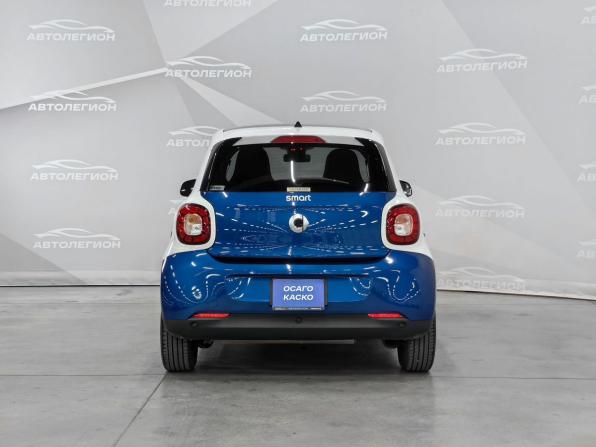Smart Forfour II с пробегом 2016 года, цена 900 000 рублей, 58728 км, хэтчбек, Автокод Объявления