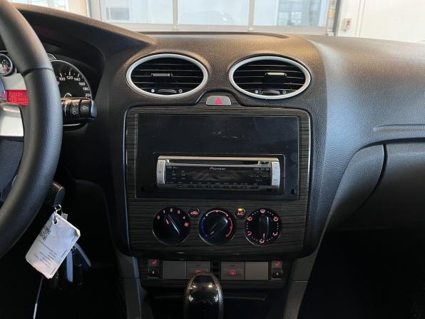 Ford Focus II Рестайлинг с пробегом 2008 года, цена 588 000 рублей, 250023 км, хэтчбек, Автокод Объявления