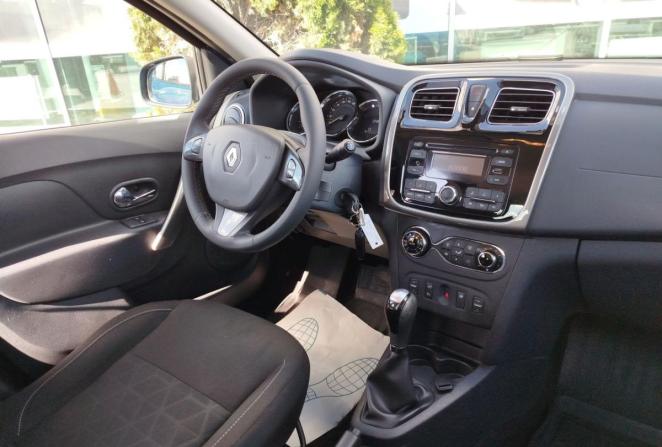 Renault Sandero II с пробегом 2016 года, цена 1 070 000 рублей, 134862 км, хэтчбек, Автокод Объявления