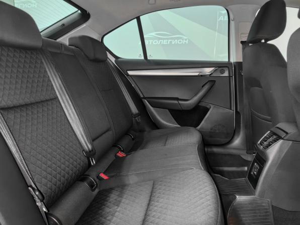 Skoda Octavia III (A7) с пробегом 2017 года, цена 1 500 000 рублей, 174287 км, лифтбек, Автокод Объявления