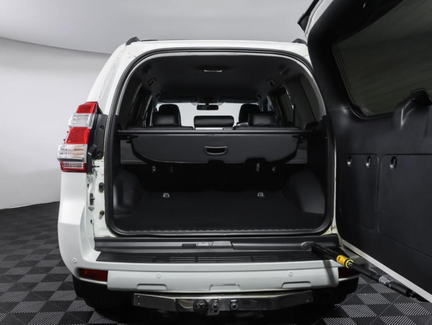 Toyota Land Cruiser Prado 150 Series Рестайлинг 1 Москва  - изображение 11