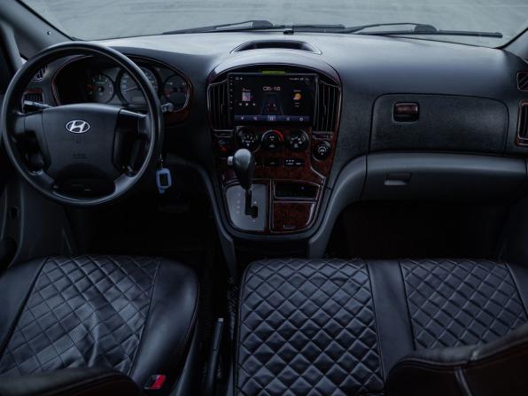 Hyundai Grand Starex I с пробегом 2011 года, цена 1 200 000 рублей, 278733 км, минивэн, Автокод Объявления