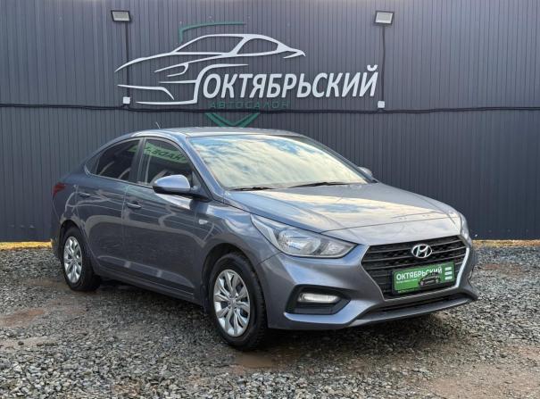 Hyundai Solaris II с пробегом 2018 года, цена 1 029 000 рублей, 157549 км, седан, Автокод Объявления