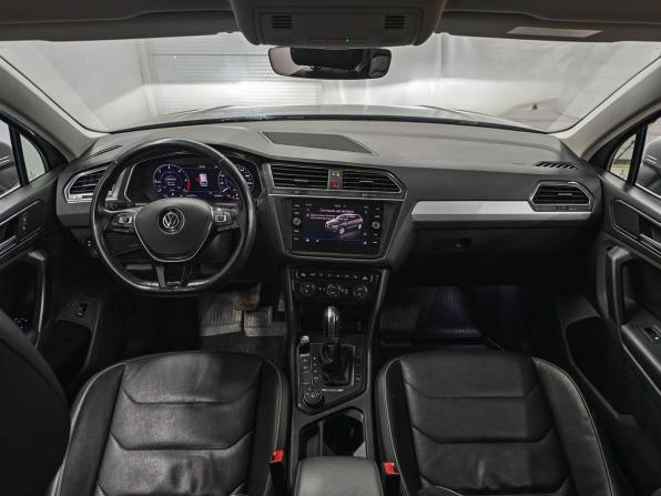 Volkswagen Tiguan II с пробегом 2018 года, цена 2 170 000 рублей, 225060 км, внедорожник, Автокод Объявления