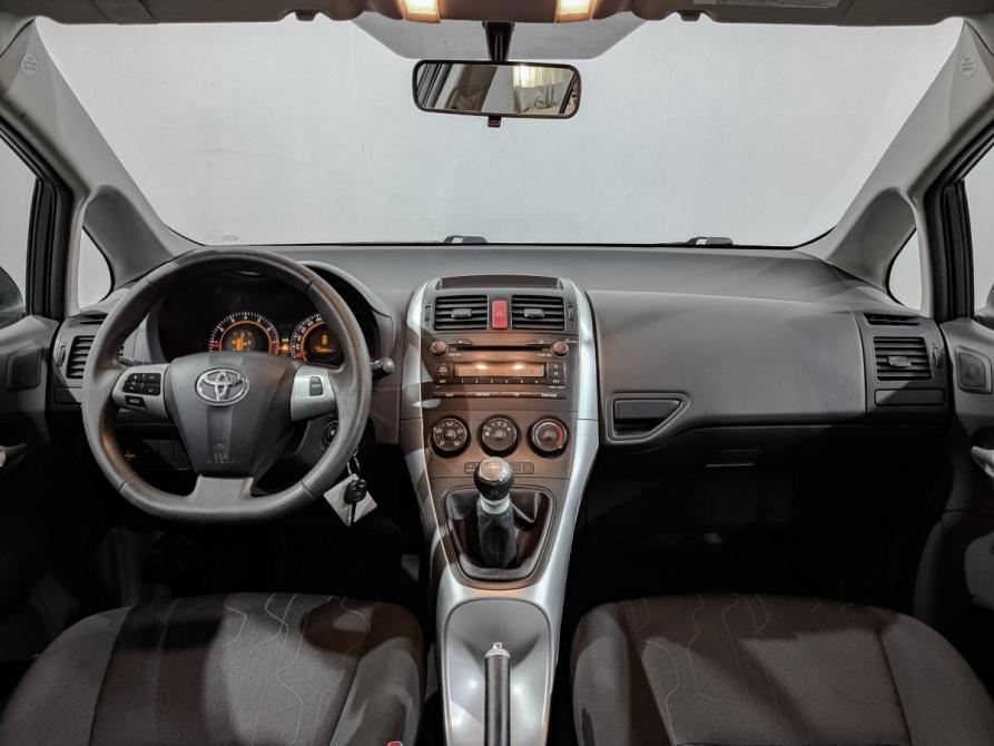 Toyota Auris I Рестайлинг Химки  - изображение 14