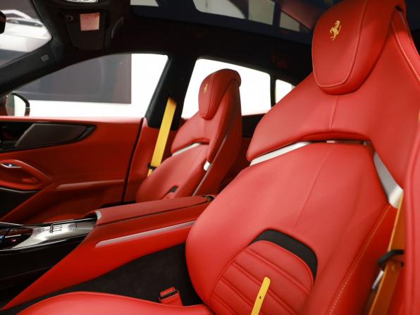 Ferrari Purosangue с пробегом 2025 года, цена 63 500 000 рублей, 69 км, внедорожник, Автокод Объявления