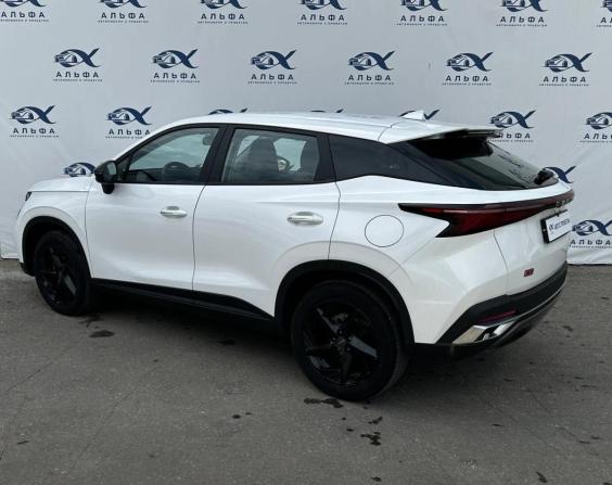 Omoda C5 I с пробегом 2023 года, цена 1 750 000 рублей, 40903 км, внедорожник, Автокод Объявления