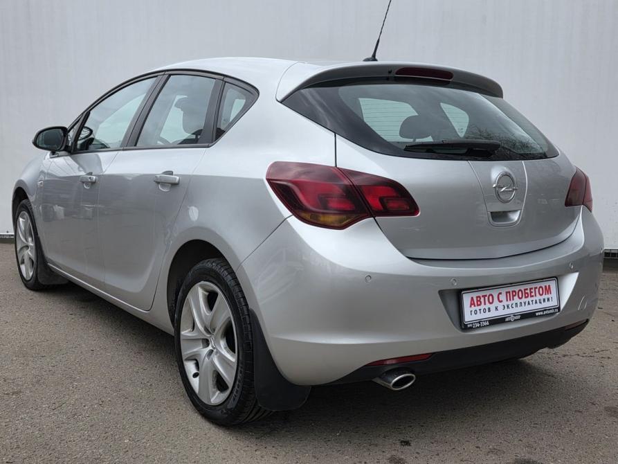 Opel Astra J Москва  - изображение 7