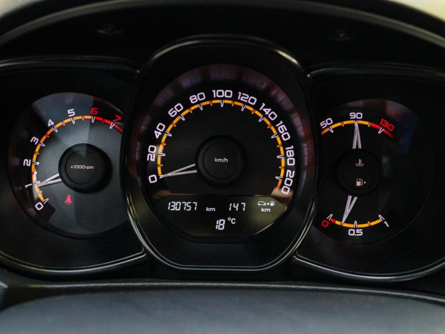 Lada (ВАЗ) Vesta I Москва  - изображение 17