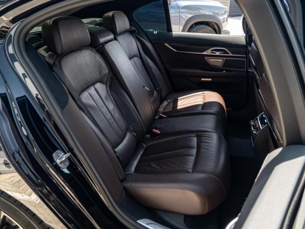 BMW 7 серии VI (G11/G12) с пробегом 2016 года, цена 3 440 000 рублей, 124694 км, седан, Автокод Объявления