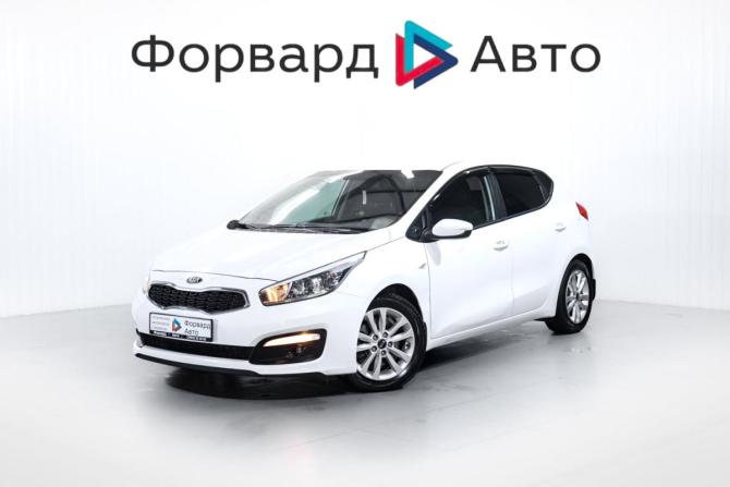 Kia Ceed II Рестайлинг с пробегом 2017 года, цена 1 450 000 рублей, 128000 км, хэтчбек, Автокод Объявления