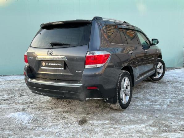 Toyota Highlander II (XU40) Рестайлинг с пробегом 2011 года, цена 1 735 000 рублей, 235000 км, внедорожник, Автокод Объявления