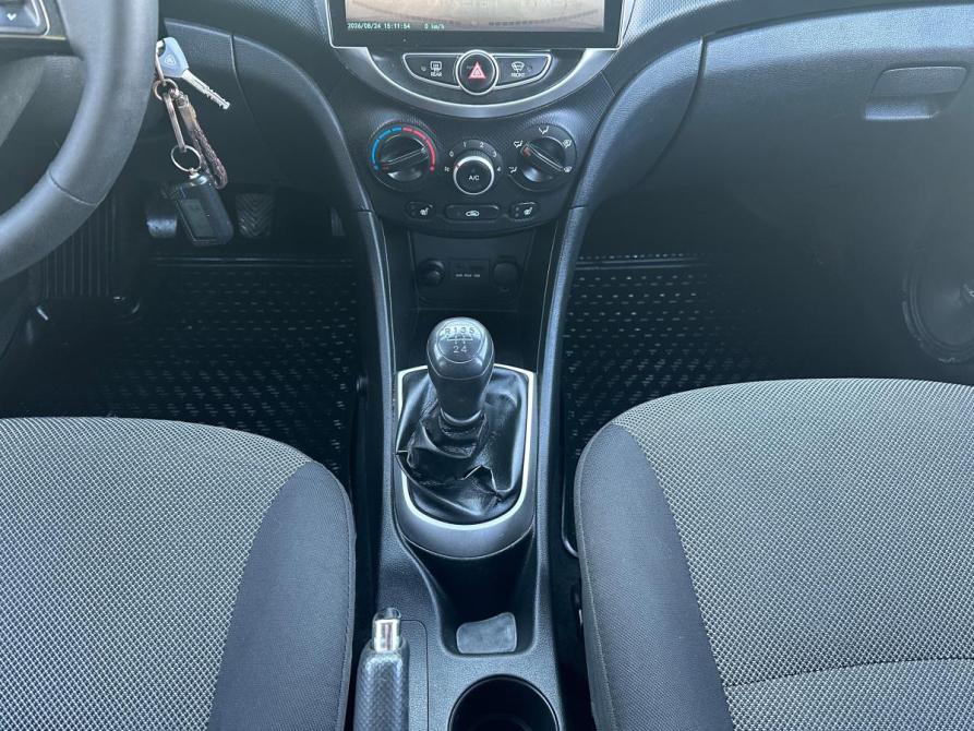 Hyundai Solaris I Екатеринбург  - изображение 11
