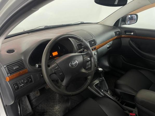 Toyota Avensis II Рестайлинг с пробегом 2007 года, цена 629 000 рублей, 486546 км, седан, Автокод Объявления